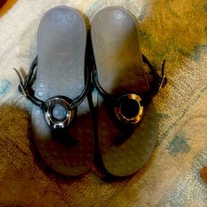 ORTHOHEEL GRAY LRATHER SLIP ON SANDALS GRAY/ SILVER TRIM SZ 8 EC